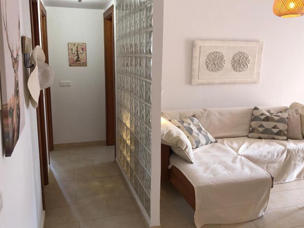 בנאלמדנה Benalroma 2 Bedroom Top Floor With Nice Terrace And Sea View מראה חיצוני תמונה